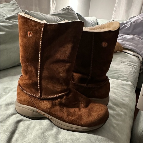 Merrell boots - Picture 1 of 4